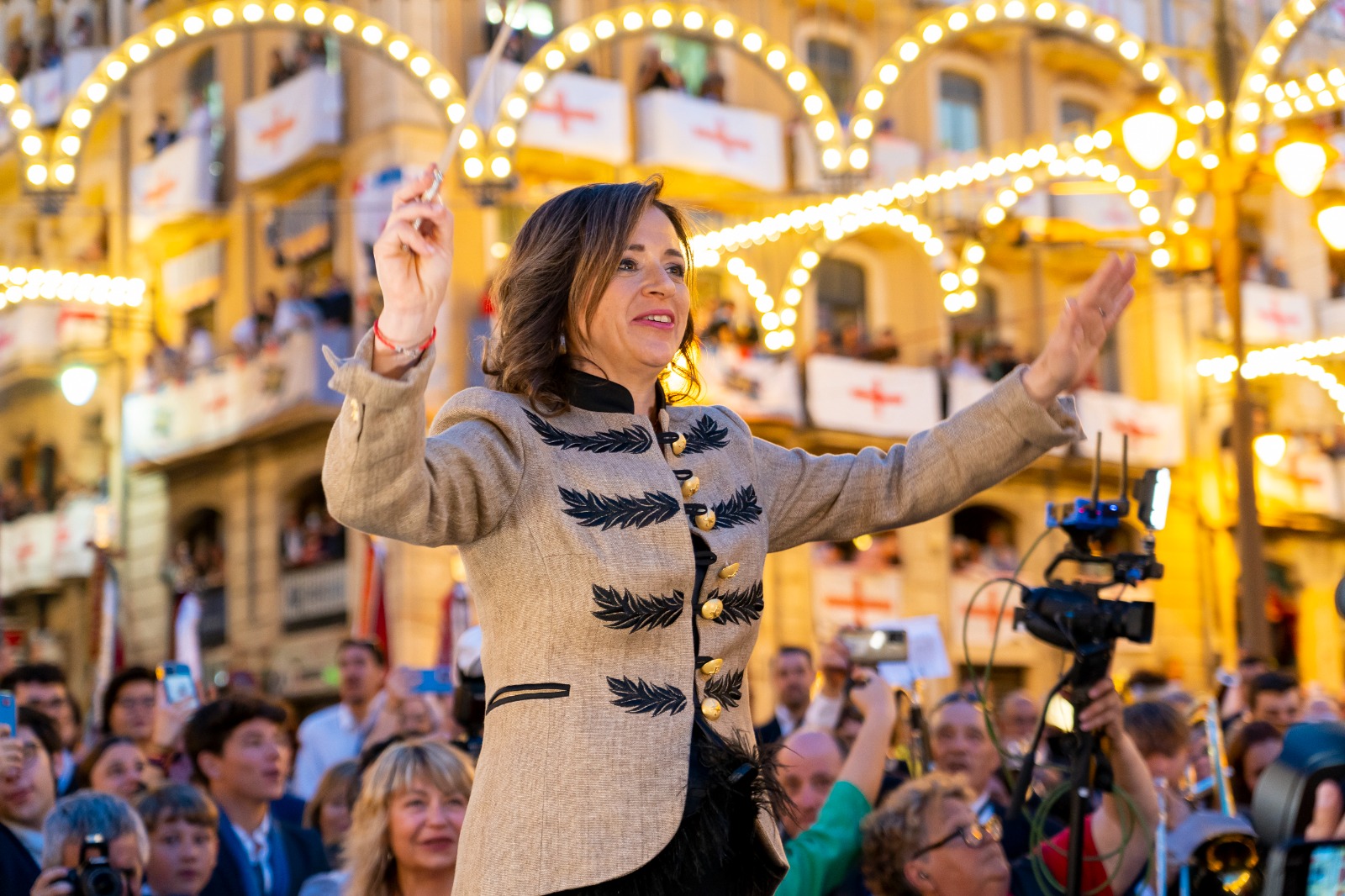 FOTO SILVIA GOMEZ HIMNE2